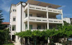 Apartment Petrinic V