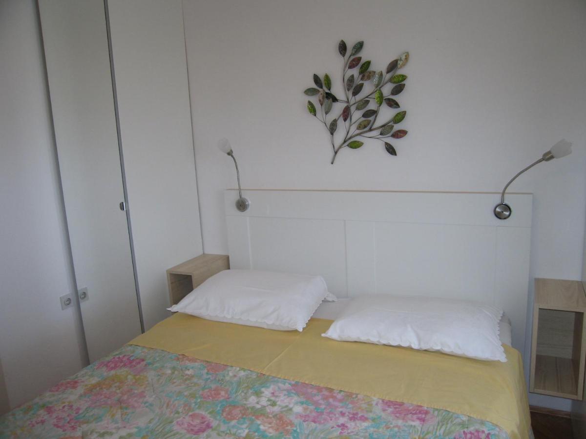 Apartment Petrinic V Pula Buitenkant foto