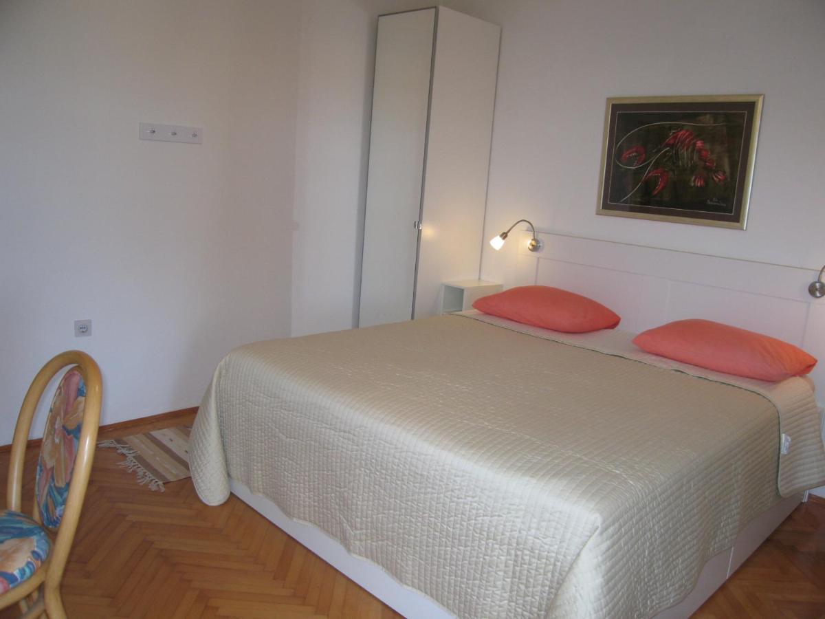 Apartment Petrinic V Pula Buitenkant foto