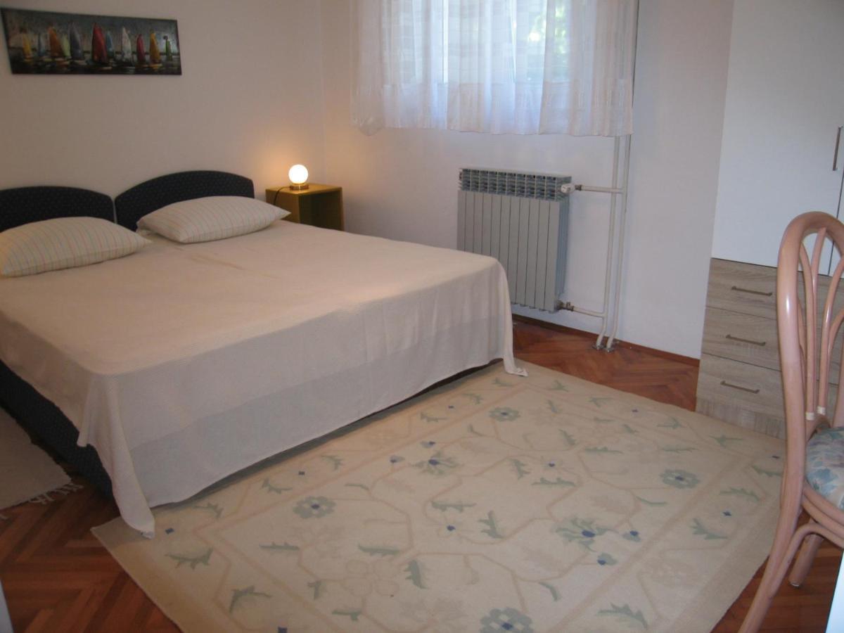 Apartment Petrinic V Pula Buitenkant foto
