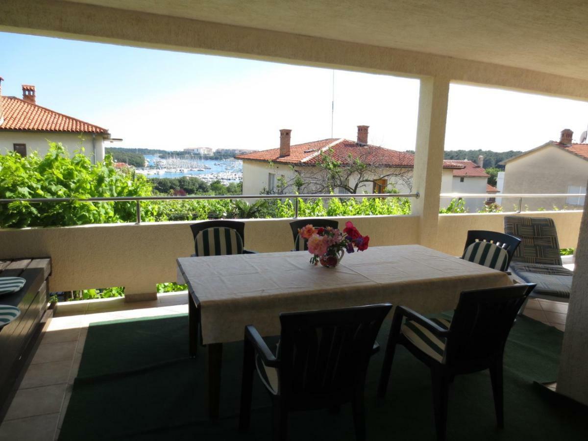 Apartment Petrinic V Pula Buitenkant foto