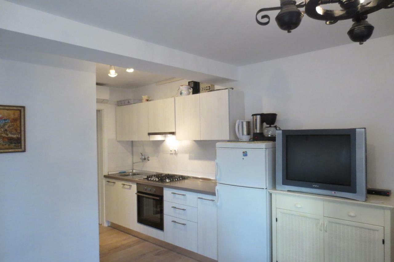 Apartment Petrinic V Pula Buitenkant foto