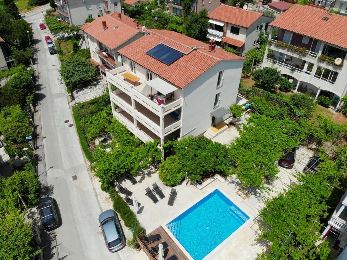 Apartment Petrinic V Pula Buitenkant foto